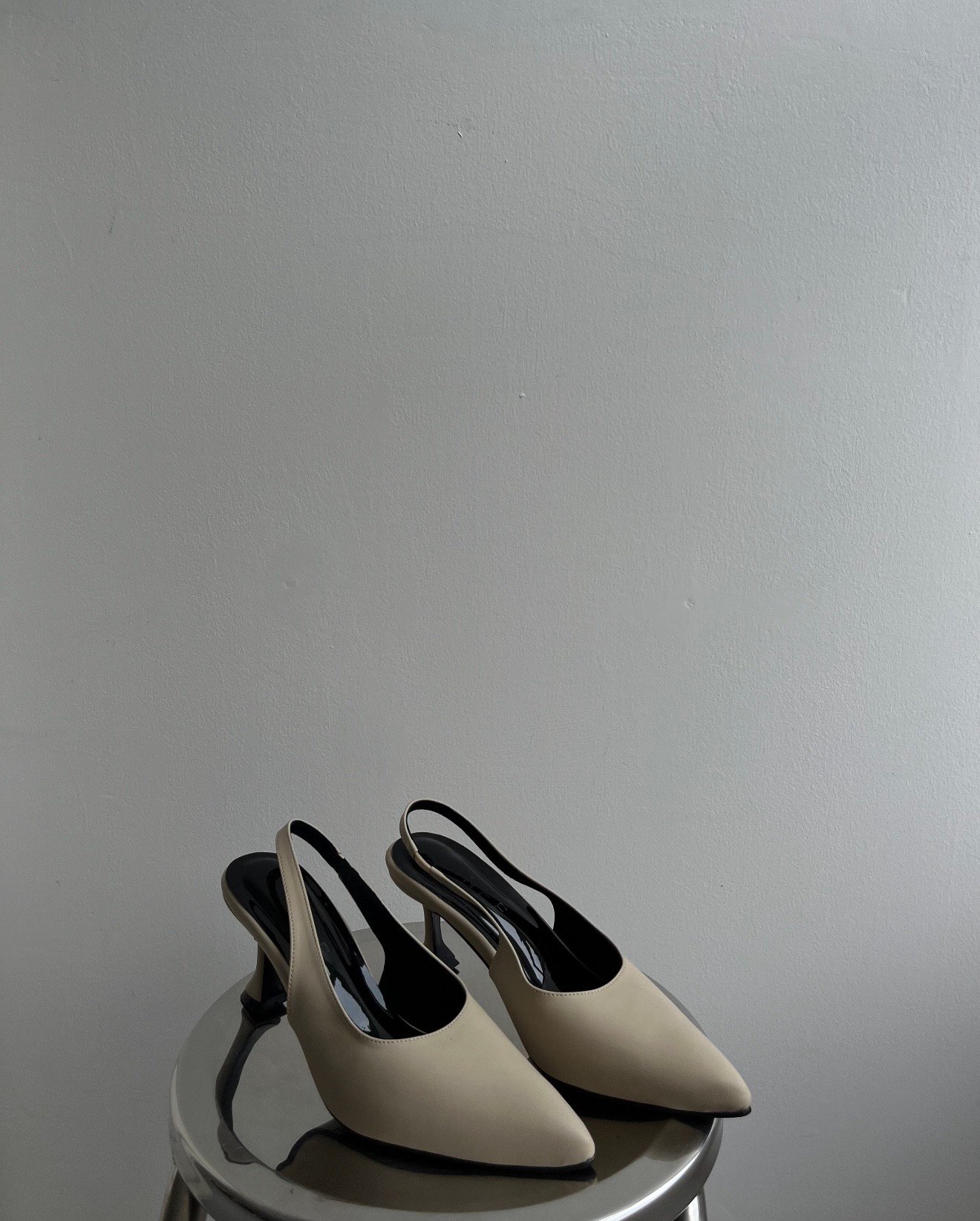 edith-cream Edith - Image 3